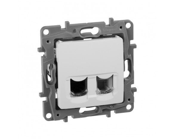 Legrand Etika Белый Розетка тел.+ комп. (RJ11+RJ45) 5 категория UTP